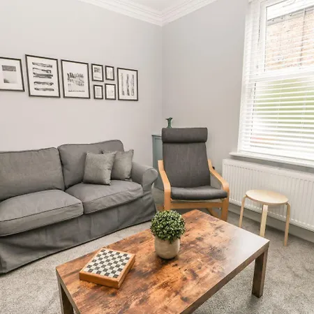 4 Fishburn Road